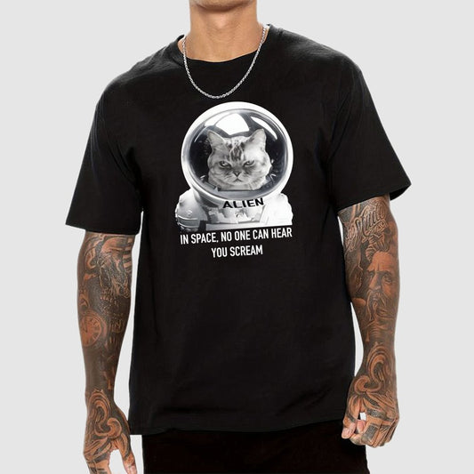 In Space No One Can Hear You Scream Geek T-Shirt