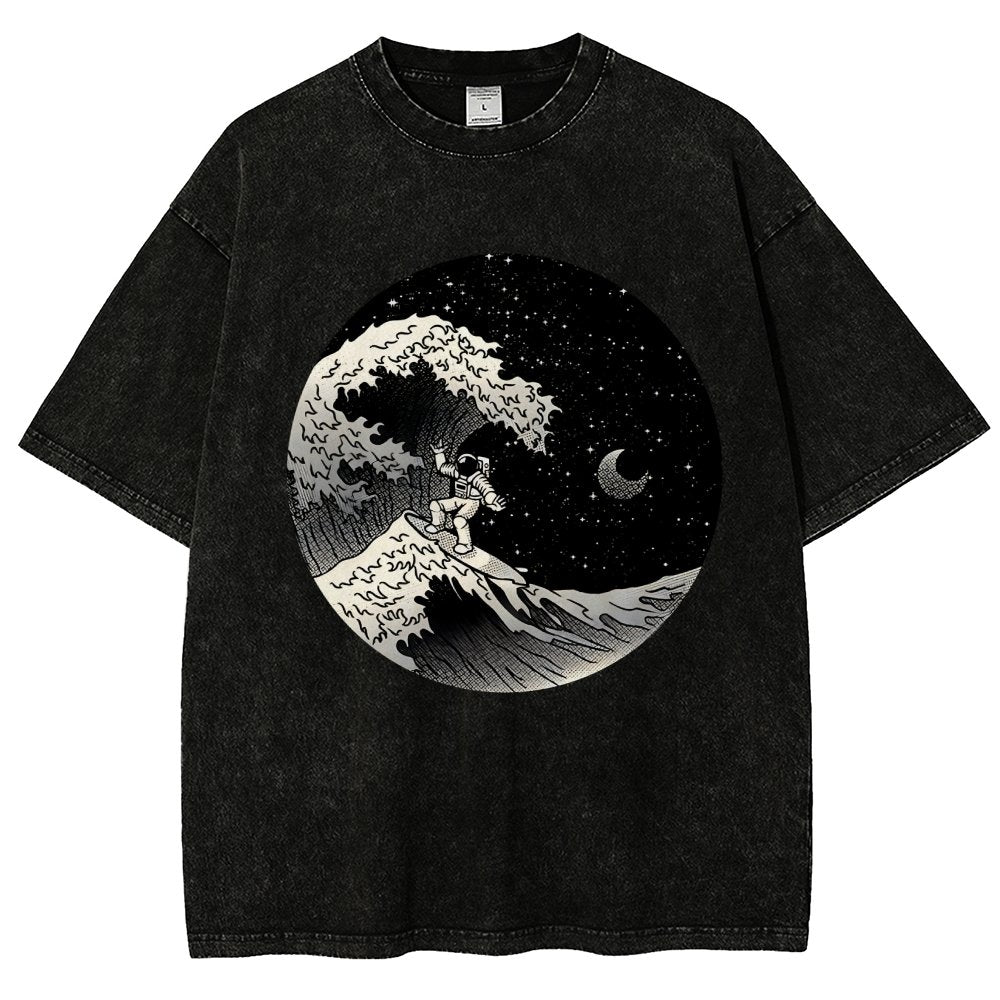 Astronaut Surfing Kanagawa Wave Vintage Distressed T-shirt