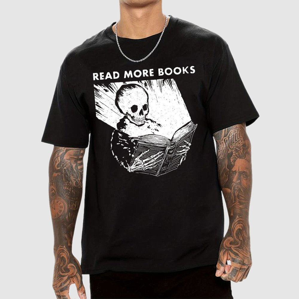 Read More Books Unisex Geek T-Shirt