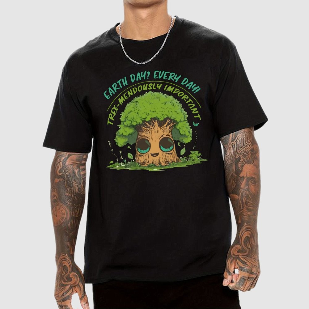 Earth Day? Every Day! Geek T-Shirt