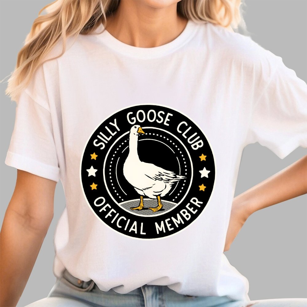 Silly Goose Club - Oficial Member Geek T-Shirt