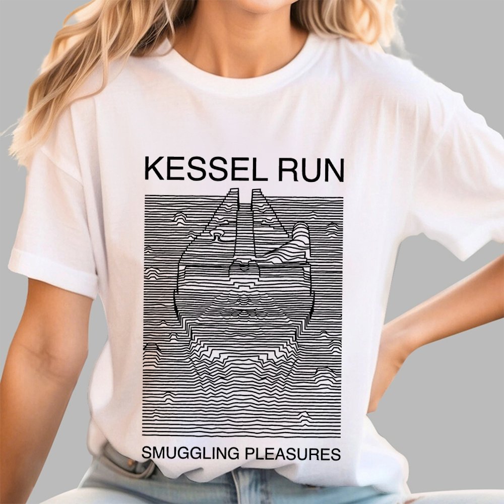 Smuggling Pleasures Geek T-Shirt