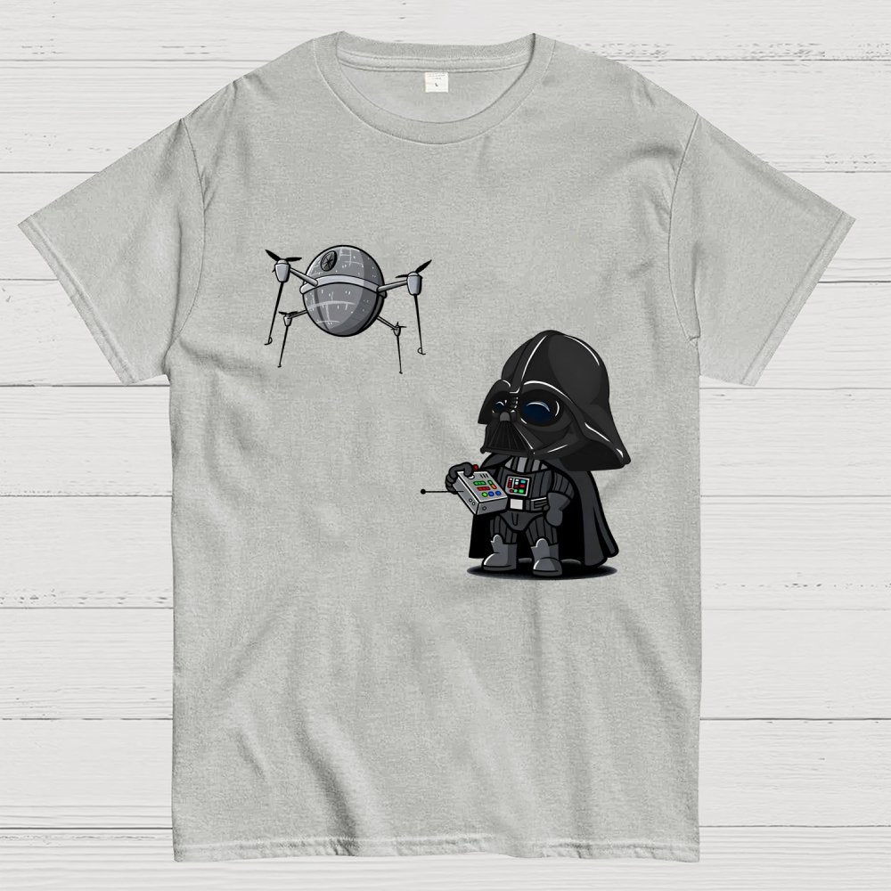 Cute Das plays with drones Geek T-Shirt