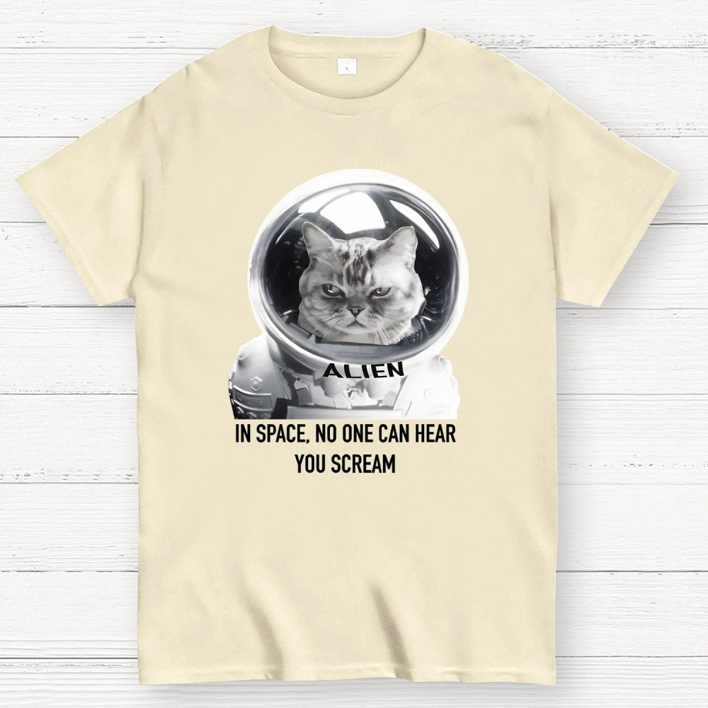 In Space No One Can Hear You Scream Geek T-Shirt