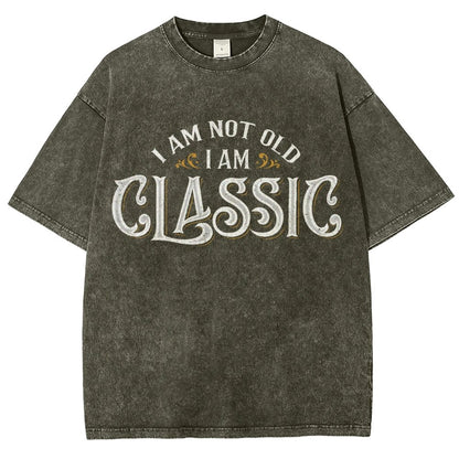 I Am Classic Vintage Distressed T-shirt
