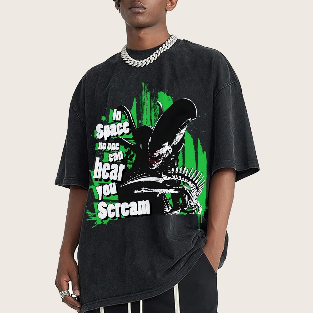 In Space No One Can Hear You Scream Vintage Distressed T-shirt