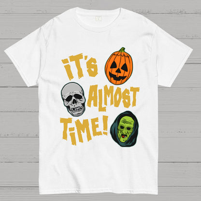 It‘s Almost Time ﻿Halloween Geeky T-Shirt