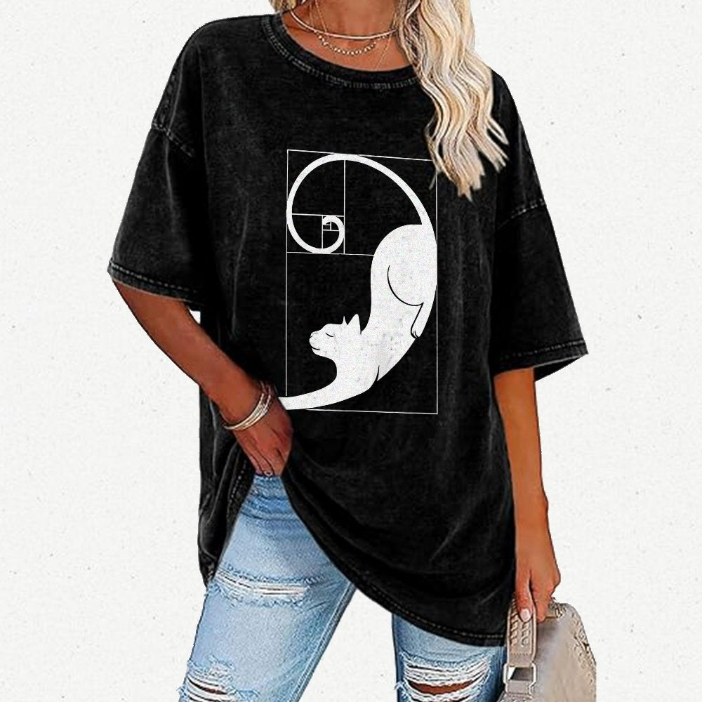 Fibonacci Cat Golden Ratio Vintage Distressed T-shirt