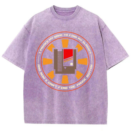 I Paused My Level To Find My Glasse Vintage Distressed T-shirt