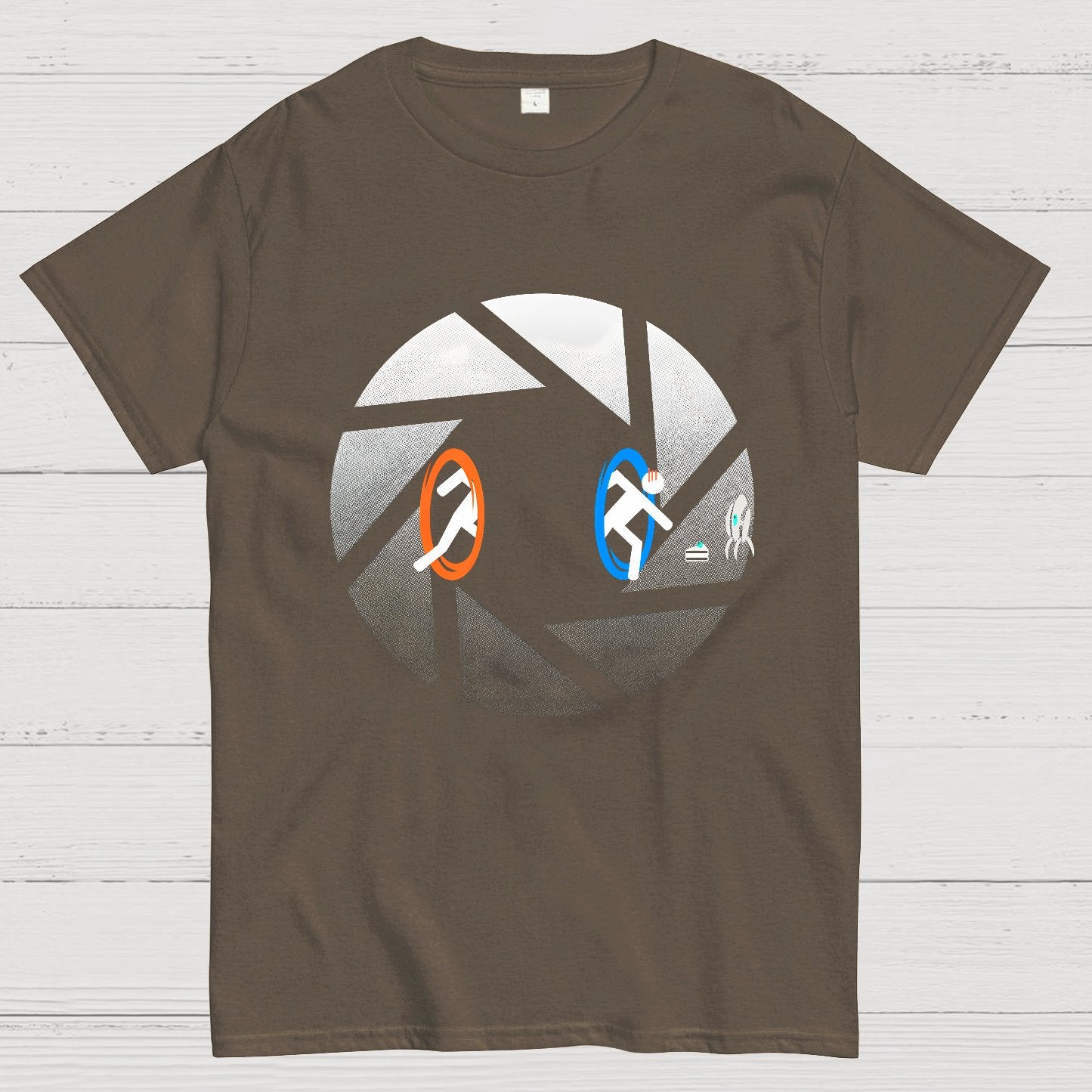 The Cake Is a Lie Geeky T-Shirt