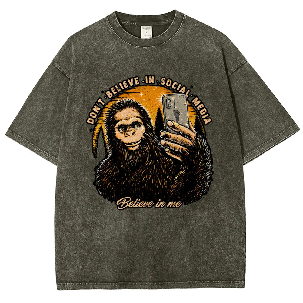 Don't Believe In Social Media Believe In Me Vintage Distressed T-shirt