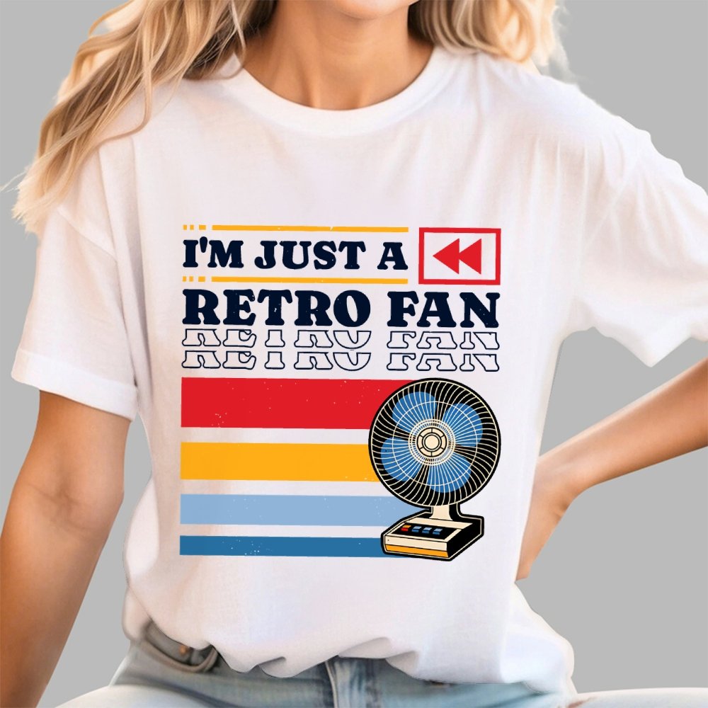 I'm Just a Retro Fan Geek T-Shirt