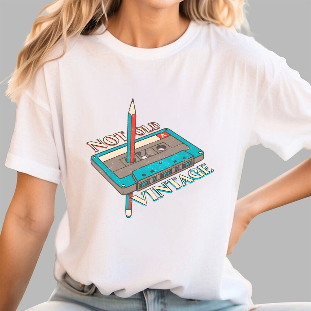 I'm Not Old I'm Classic Cassete Geek T-Shirt