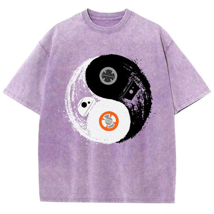 Robot Balance Vintage Distressed T-shirt