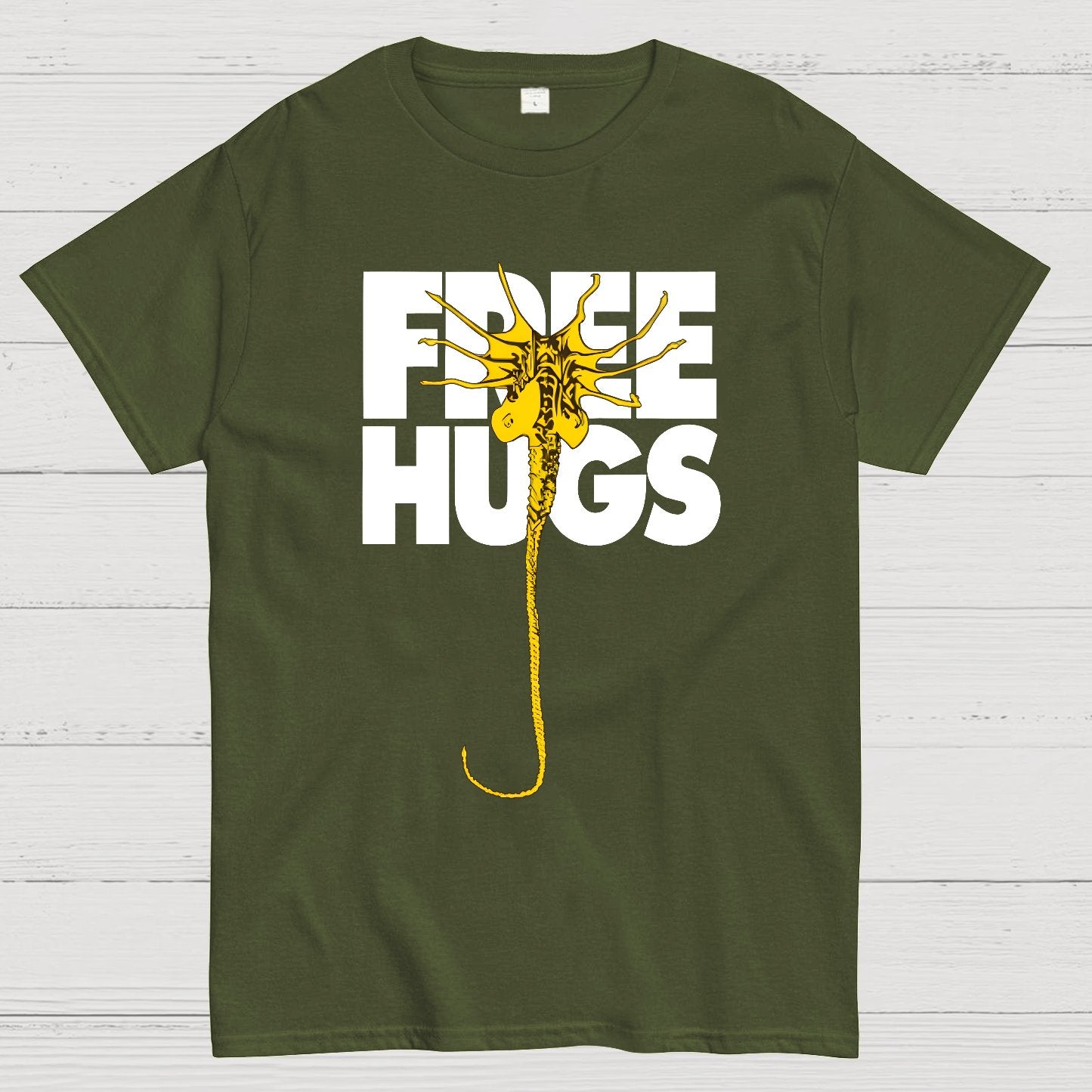 Free Hugs Alien Geek T-Shirt