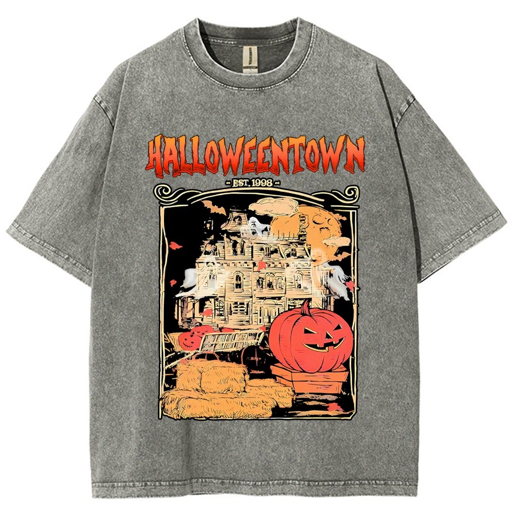 Spookyville University Est 1998. Halloween Vintage Distressed T-shirt