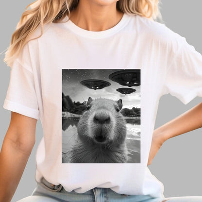 Capybara Selfie With UFOs Funny Geek T-Shirt