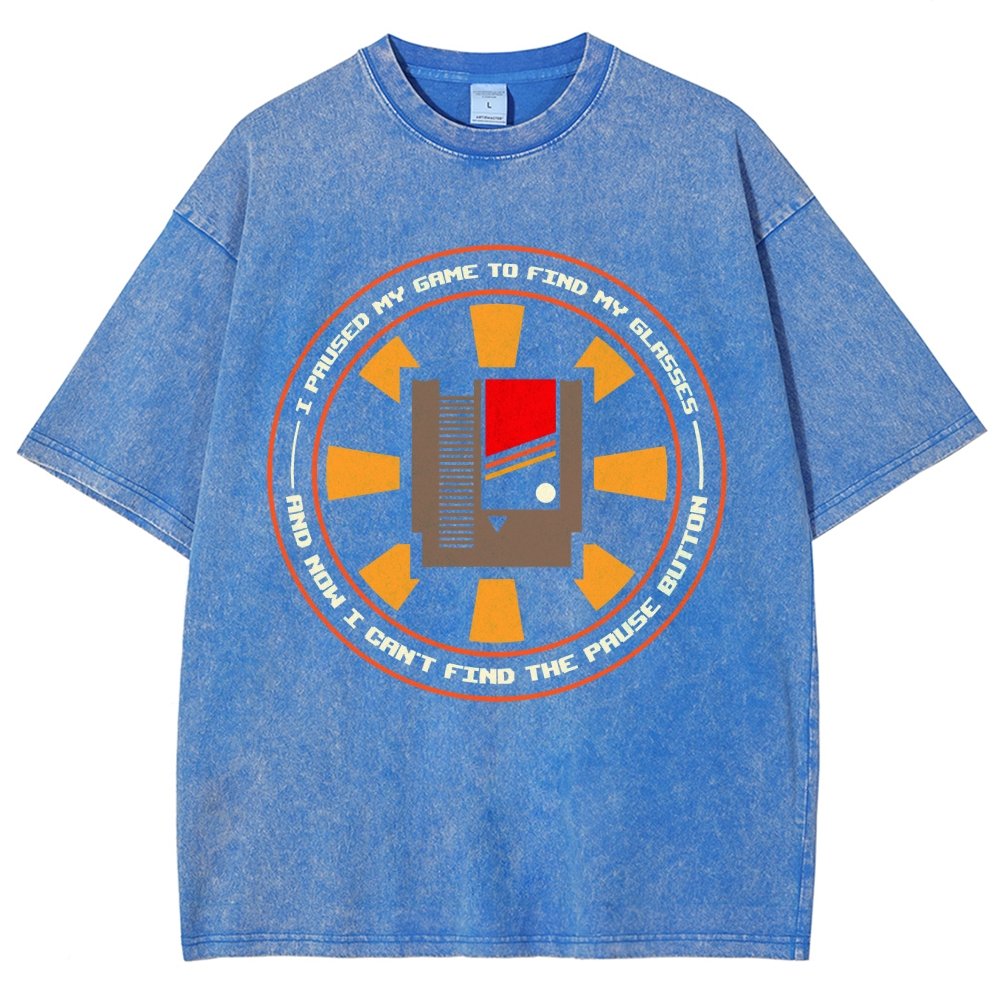 I Paused My Level To Find My Glasse Vintage Distressed T-shirt