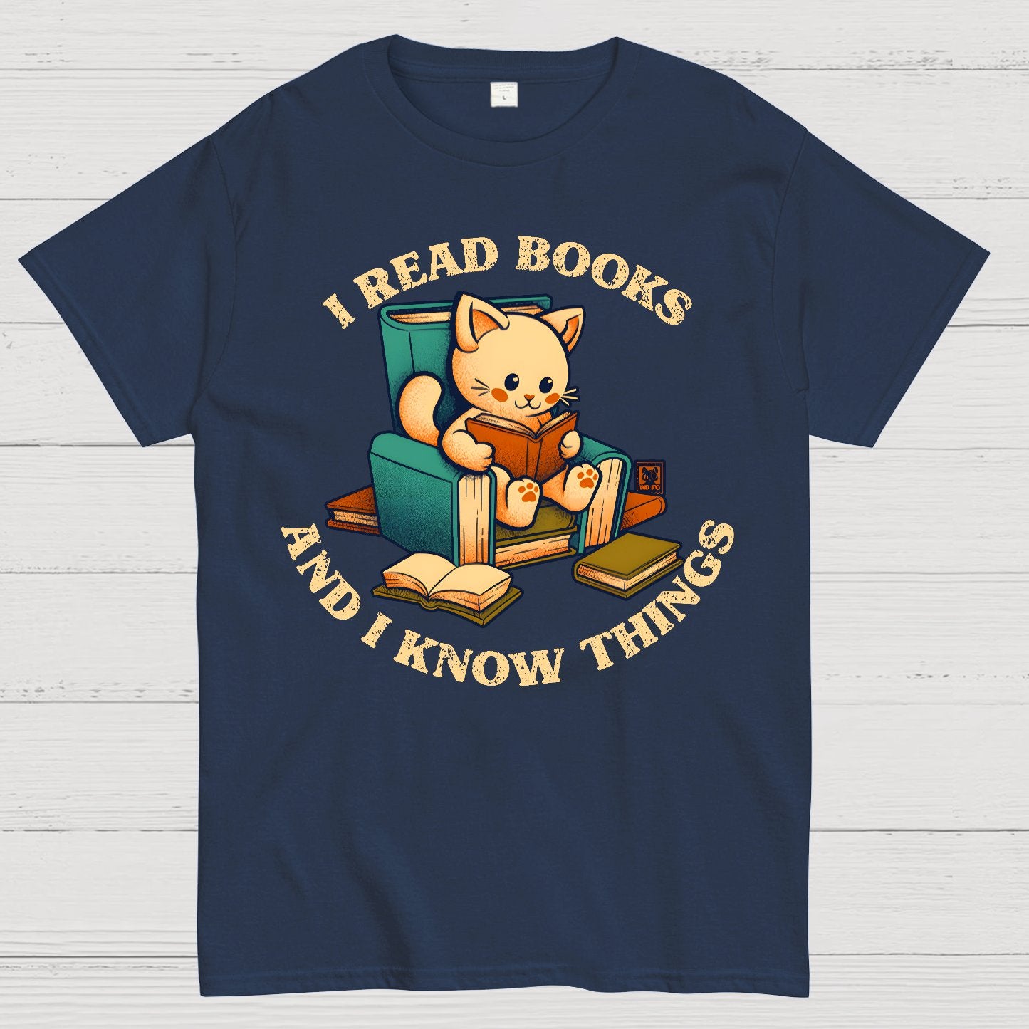 I Read Books and I Meow Things Geek T-Shirt