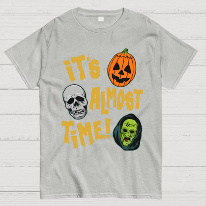 It‘s Almost Time ﻿Halloween Geeky T-Shirt