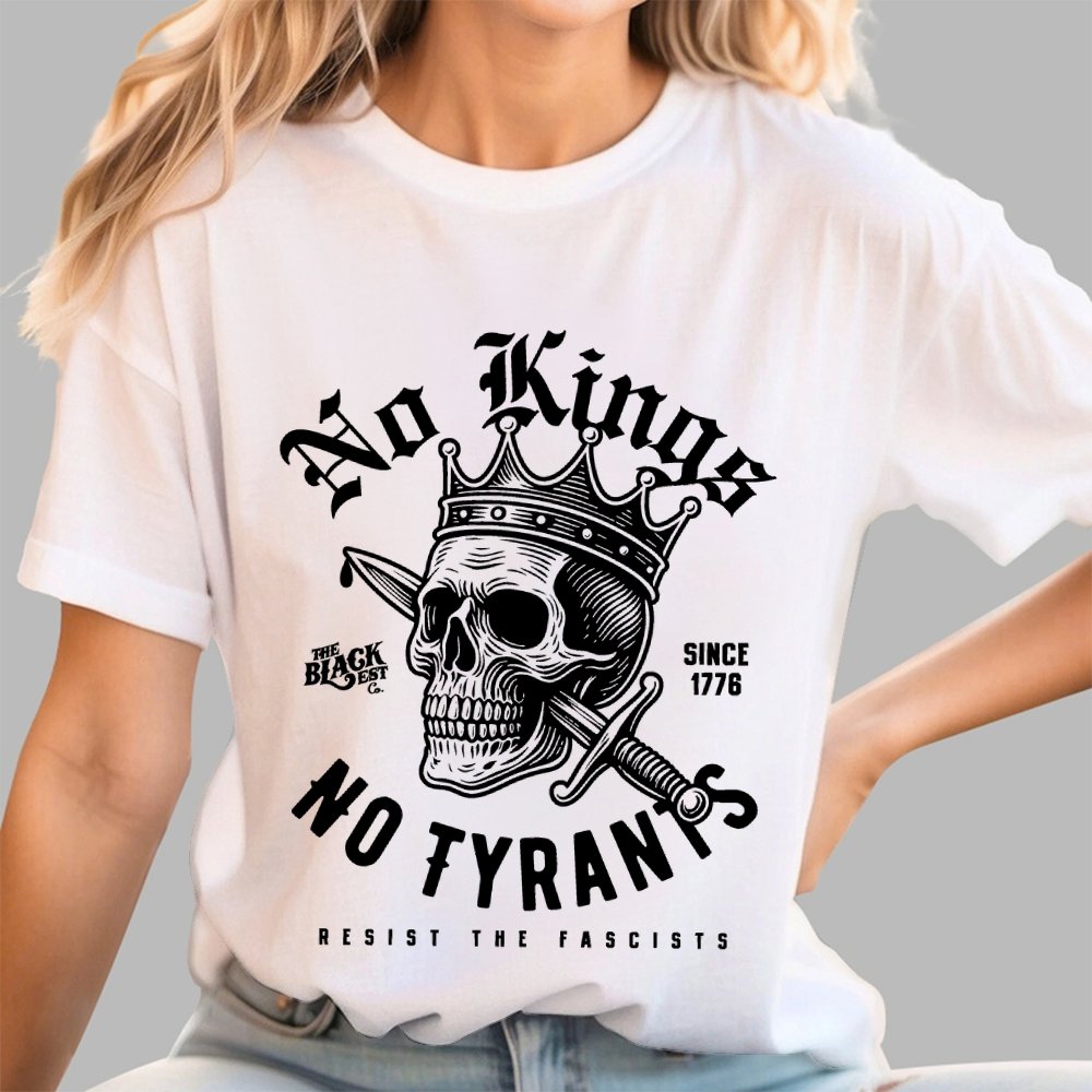 No Kings No Tyrants Skull Protest Geek T-Shirt