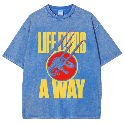 Life finds a way Vintage Distressed T-shirt