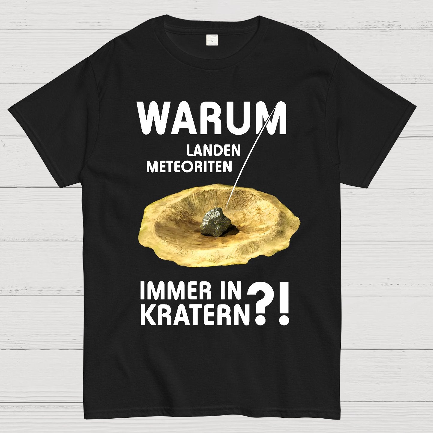 Meteoriten in Kratern Geek T-Shirt