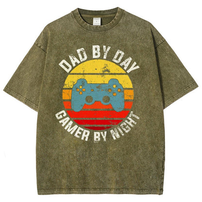 Dad By Day Gamer By Night Vintage Retro Vintage Distressed T-shirt