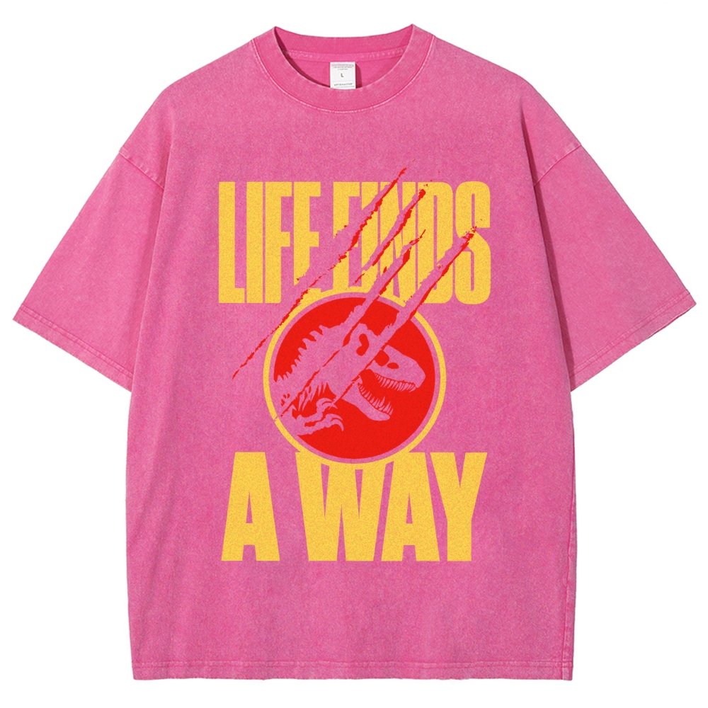 Life finds a way Vintage Distressed T-shirt