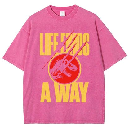 Life finds a way Vintage Distressed T-shirt