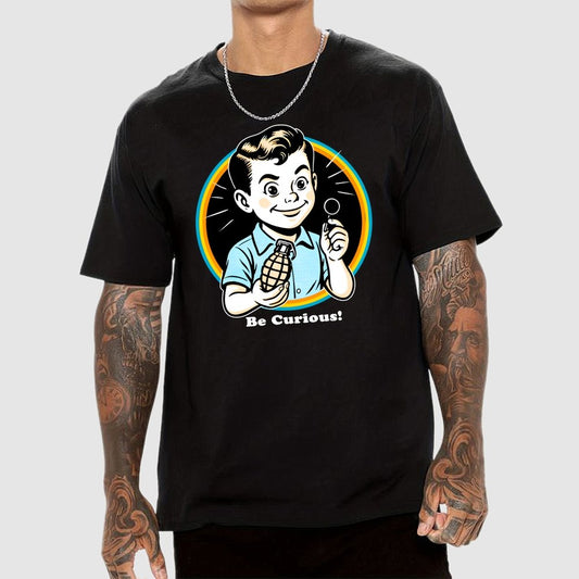 Be Curious! Geek T-Shirt