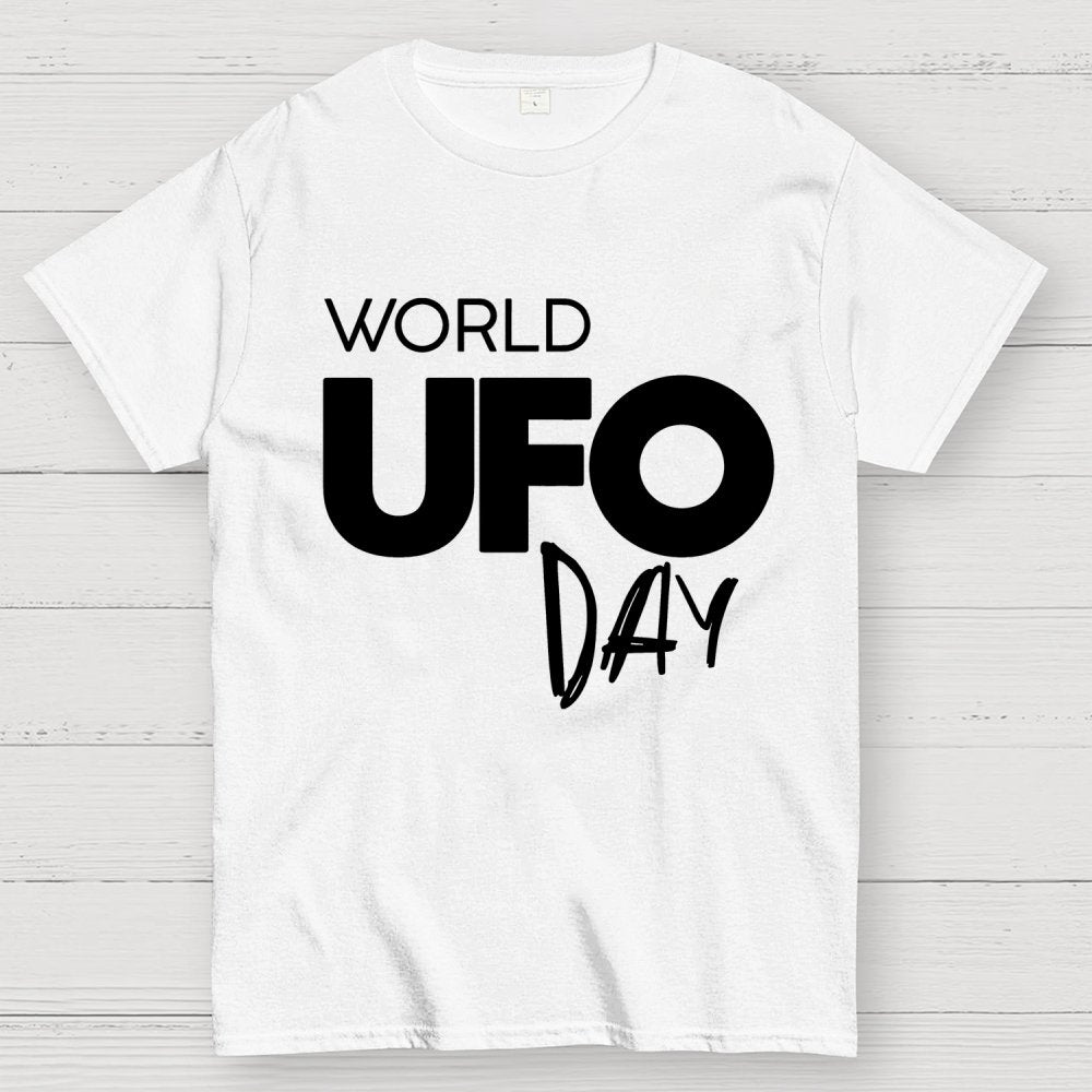 World Ufo Day Geek T-Shirt