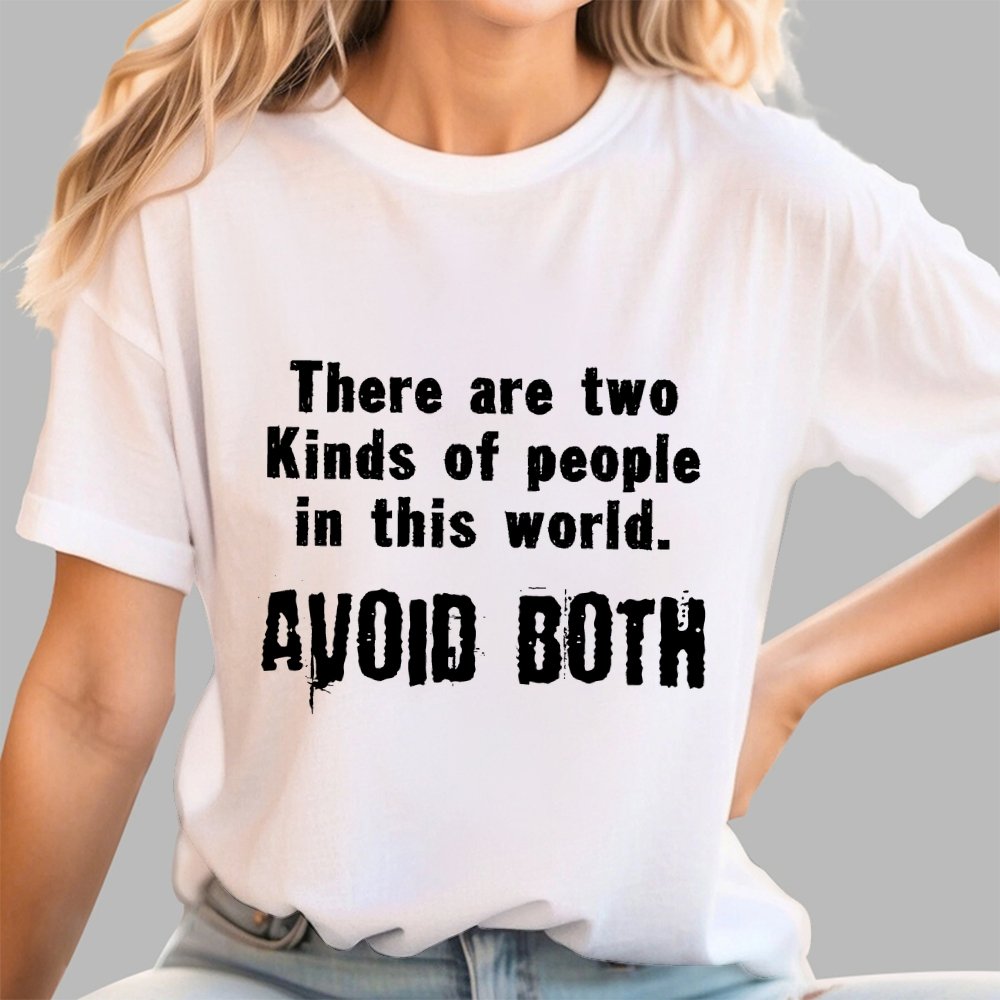 There Are Two Kinds Of People In This World Geek T-Shirt