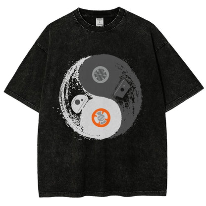 Robot Balance Vintage Distressed T-shirt