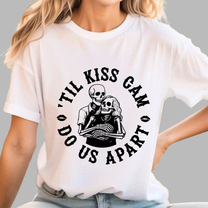 Kiss cam viral Unisex Geek T-Shirt