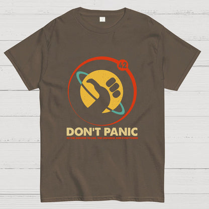 42 Answer to Life Universe Everything Don't Panic Geek T-Shirt