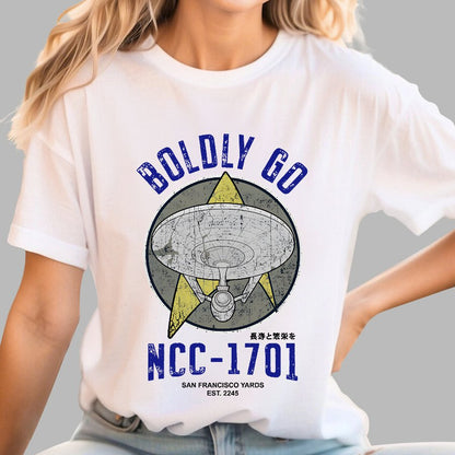 Boldly Go Vintage Adventurers Geek T-Shirt