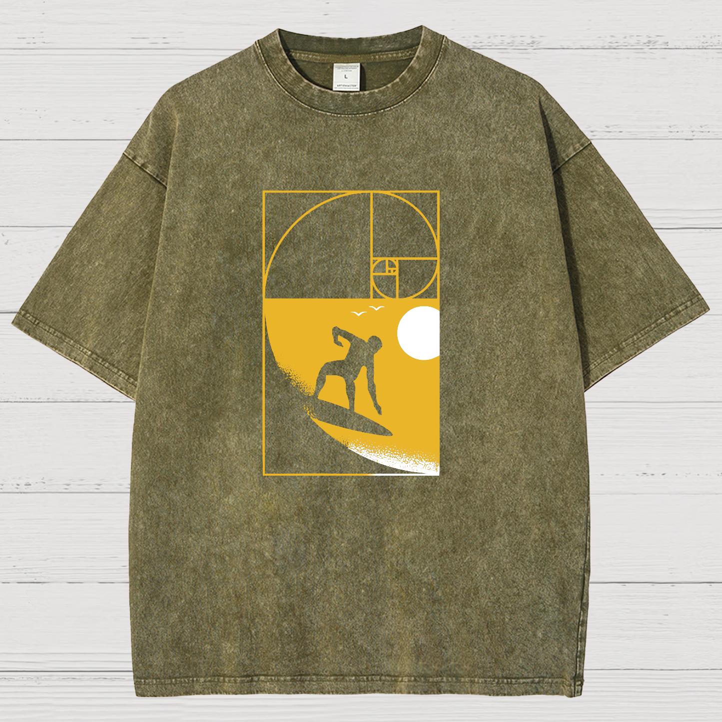 Golden Spiral Wave Geek Vintage Distressed T-shirt