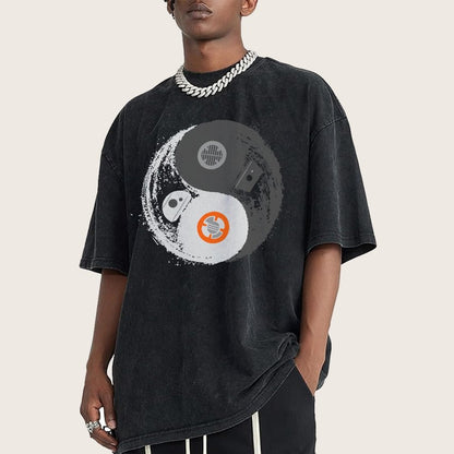 Robot Balance Vintage Distressed T-shirt