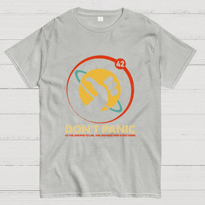 42 Answer to Life Universe Everything Don't Panic Geek T-Shirt