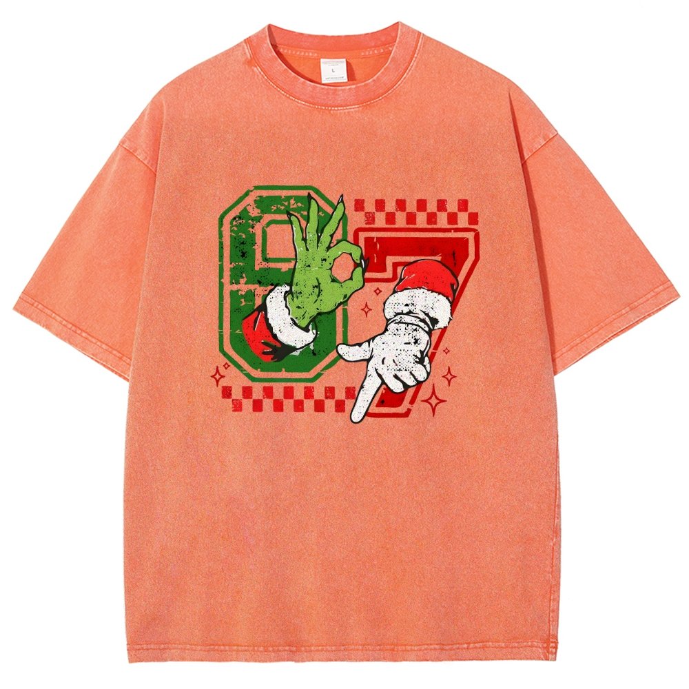 Six Seven 6 7 Christmas Vintage Distressed T-shirt