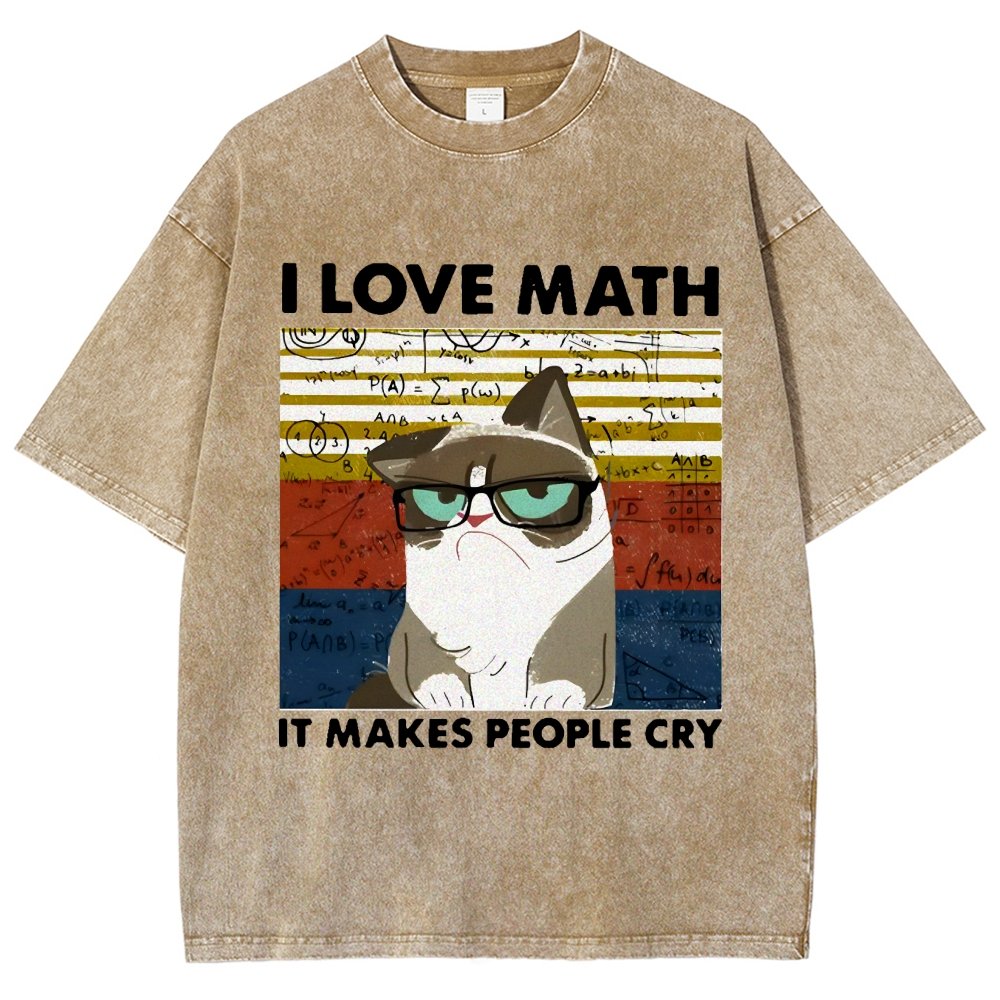 I Love Math It Makes People Cry Funny Cat Vintage Distressed T-shirt
