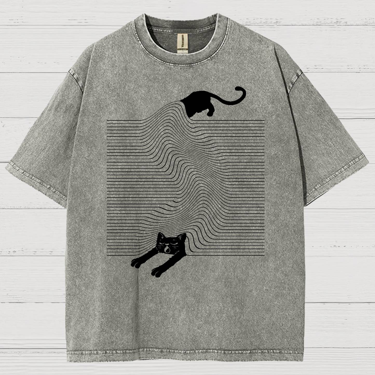 Cute Cat Vintage Distressed T-shirt