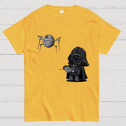 Cute Das plays with drones Geek T-Shirt