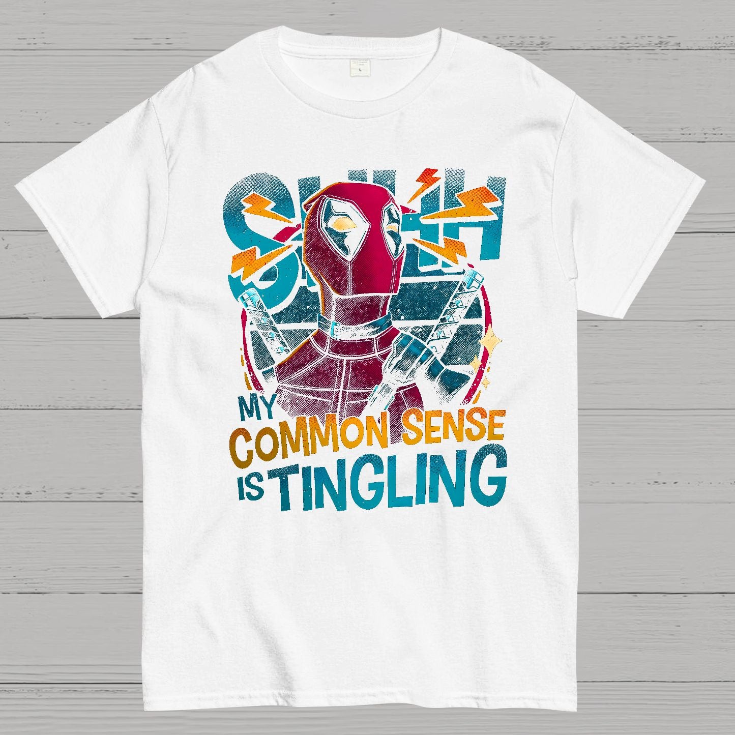 Common sense is tingling Geek T-Shirt