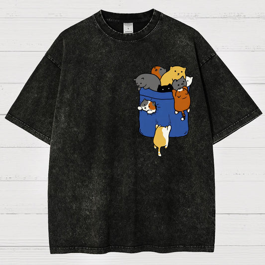 Pocket Cat Funny Vintage Distressed T-shirt