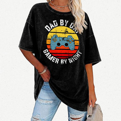 Dad By Day Gamer By Night Vintage Retro Vintage Distressed T-shirt