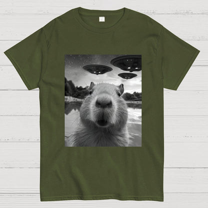 Capybara Selfie With UFOs Funny Geek T-Shirt