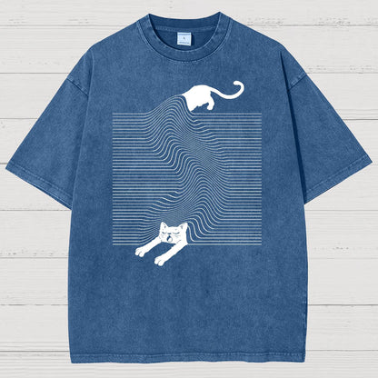 Cute Cat Vintage Distressed T-shirt