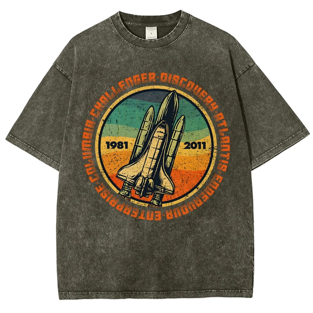 Through Hardship To The Stars Vintage Distressed T-shirt